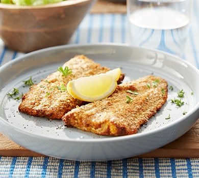 Filetes de pescado empanados en la freidora de aire