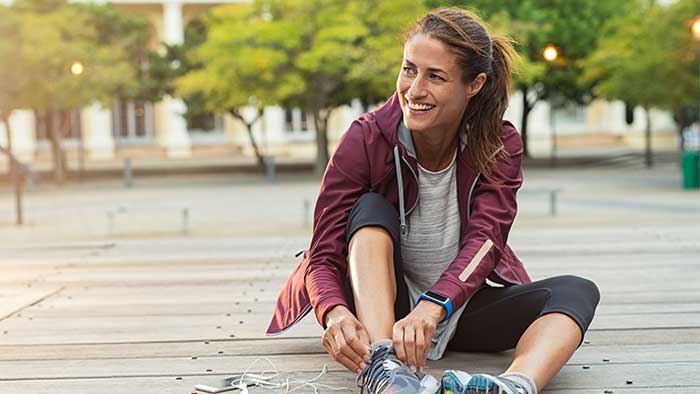 Tres entrenamientos en el parque: desde HIIT hasta ejercicios en un banco