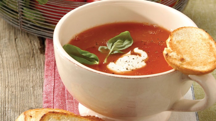 Cómo hacer sopa de tomate fácil en casa