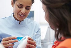 Benefits Of Flossing | How Often Should I Floss | Philips