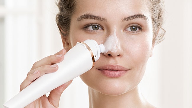 Wondering how to clean the pores on your nose? We have the perfect thing…