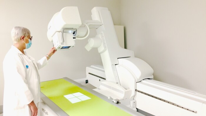 Asepeyo instala un equipo de radiología, pionero en el mundo, que ofrece más comodidad y seguridad al paciente