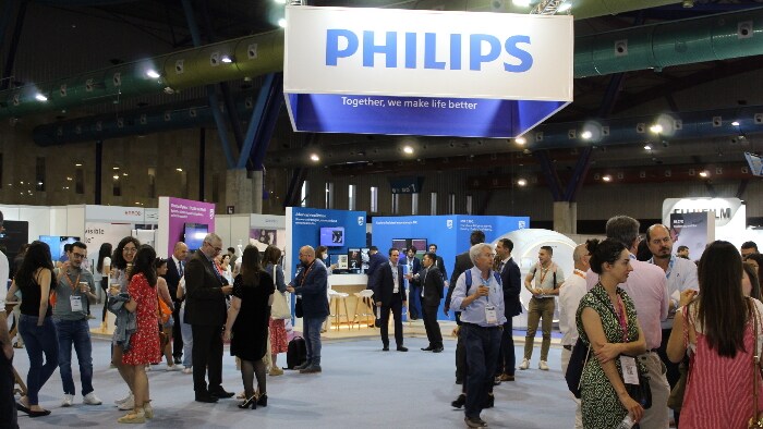 Philips presenta nuevos equipos de resonancia magnética basados en inteligencia artificial durante el congreso de SERAM