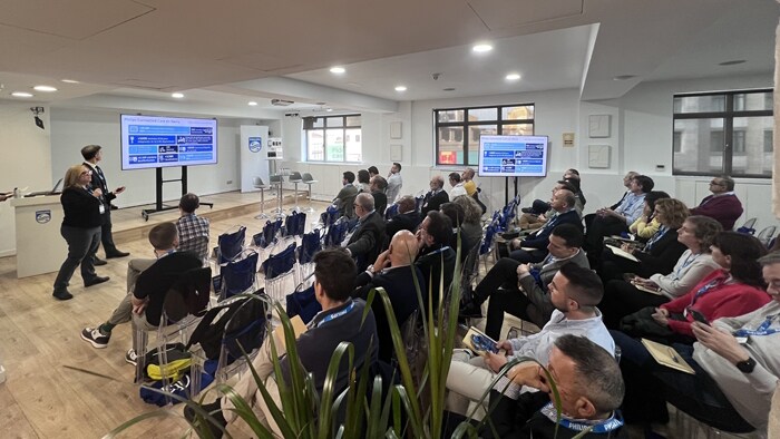 Ponencia Más Allá de los datos. Madrid