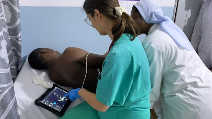 Philips colabora en el proyecto Epic Bidea para ofrecer atención sanitaria a la población vulnerable de Kinshasa