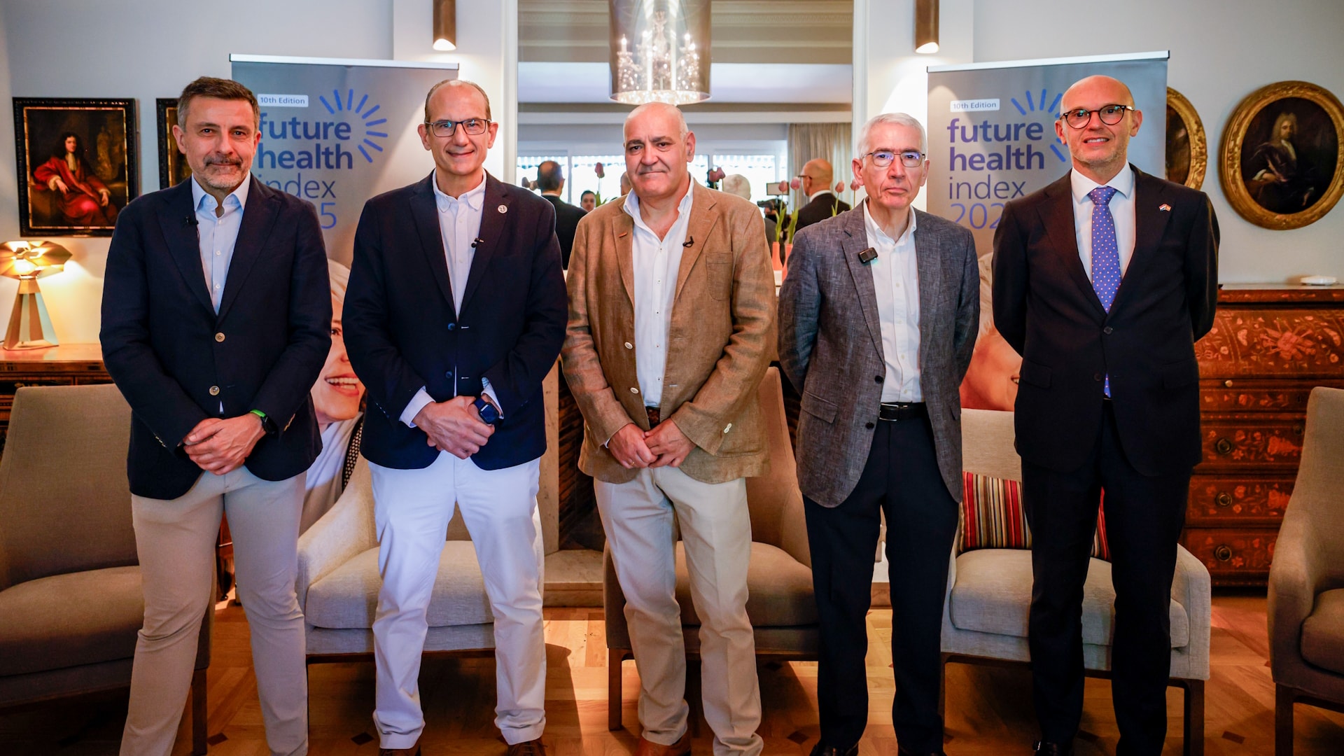 El informe Future Health Index detecta una brecha de confianza en la IA entre profesionales de la salud y pacientes