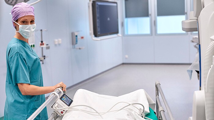 Download image (.jpg) Philips Interventional Hemodynamic System with Patient Monitor IntelliVue X3 patient transit